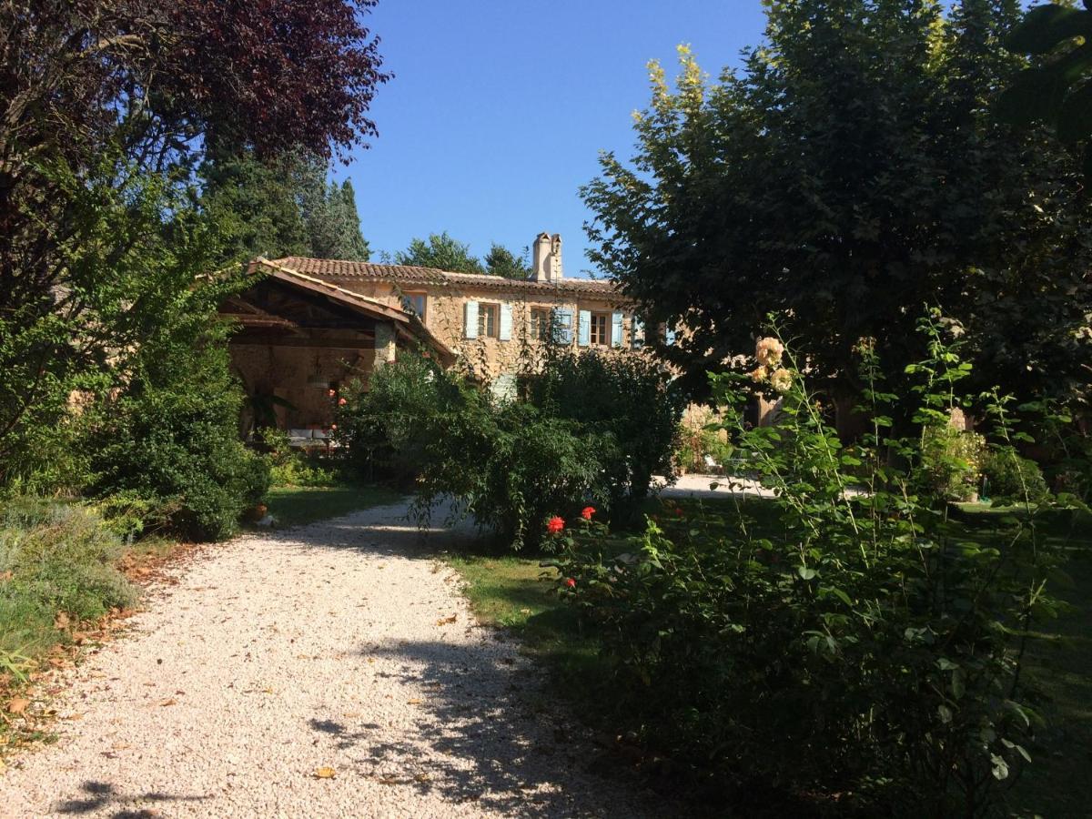 Bed and Breakfast Le Moulin Des Pinchinats Aix-en-Provence Exterior foto